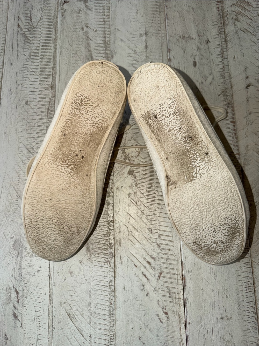 Old Navy Women’s Size 6 Glitter Sneakers - Taupe - Picture 5 of 6